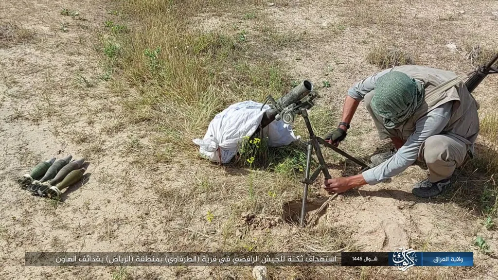 ولاية العراق – كركوك – صور: استهداف ثكنتين للجيش الرافضي المرتد في منطقة (الرياض) بقذائف الهاون